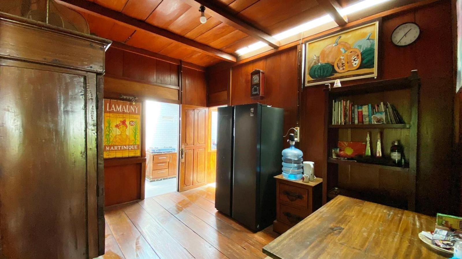 Rumah Kayu Sulawesi Antique Bedugul  Exterior photo